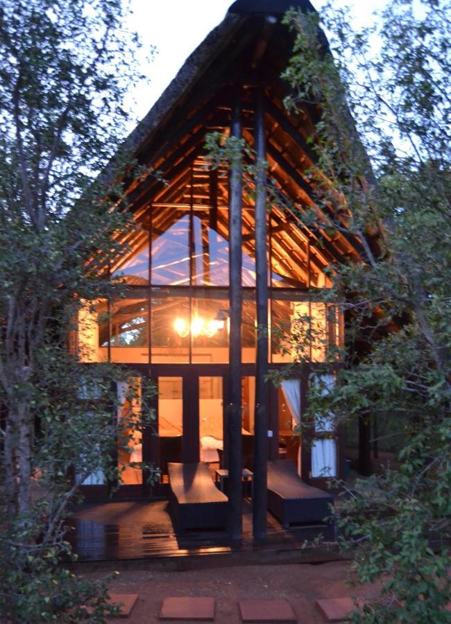 Kgorogoro Lodge Pilanesberg Exteriör bild