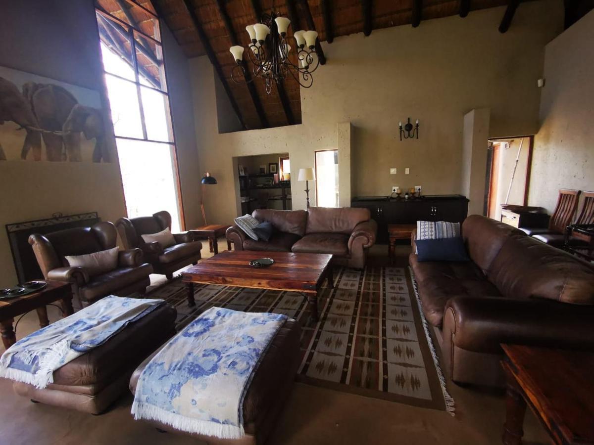 Kgorogoro Lodge Pilanesberg Exteriör bild