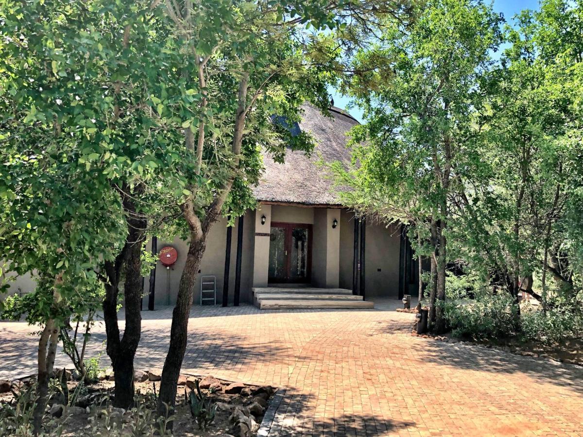 Kgorogoro Lodge Pilanesberg Exteriör bild