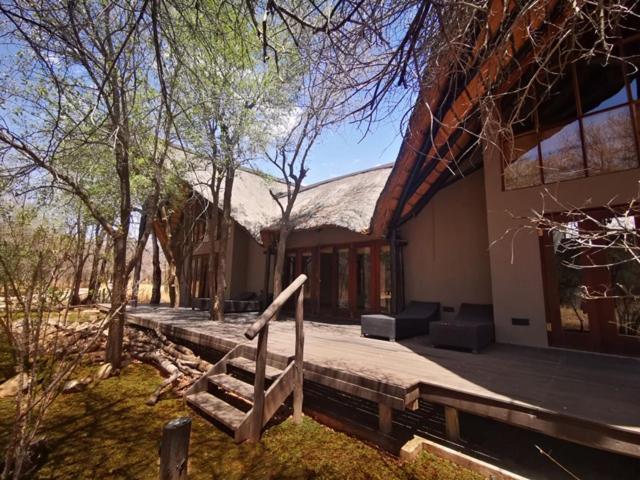 Kgorogoro Lodge Pilanesberg Exteriör bild